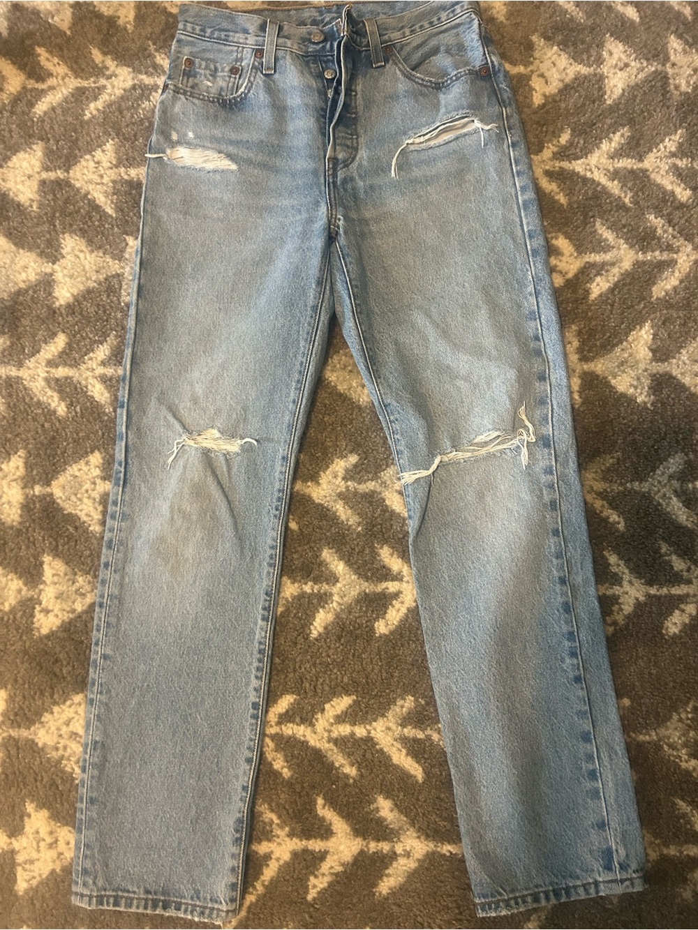Levi's Women's Light Blue Straight Leg Distressed Jeans